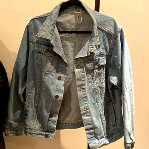 2/25$ Oversize jeans jacket